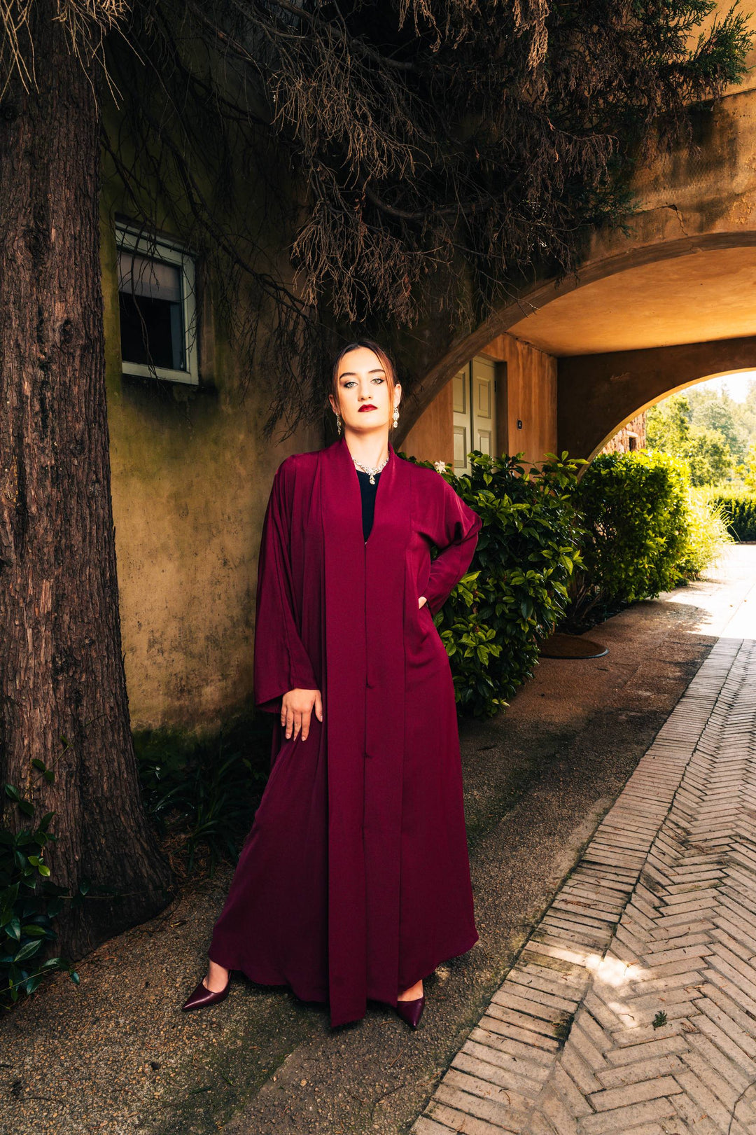 Layali maroon
