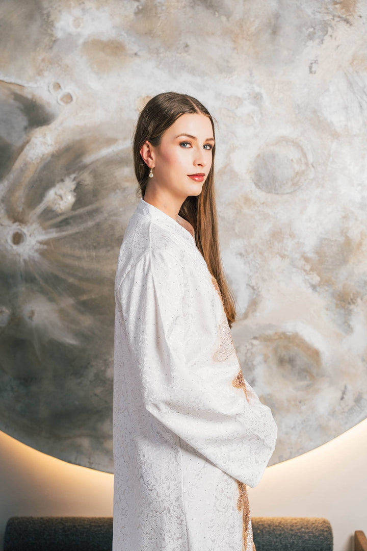WHITE GARDEN LUXE