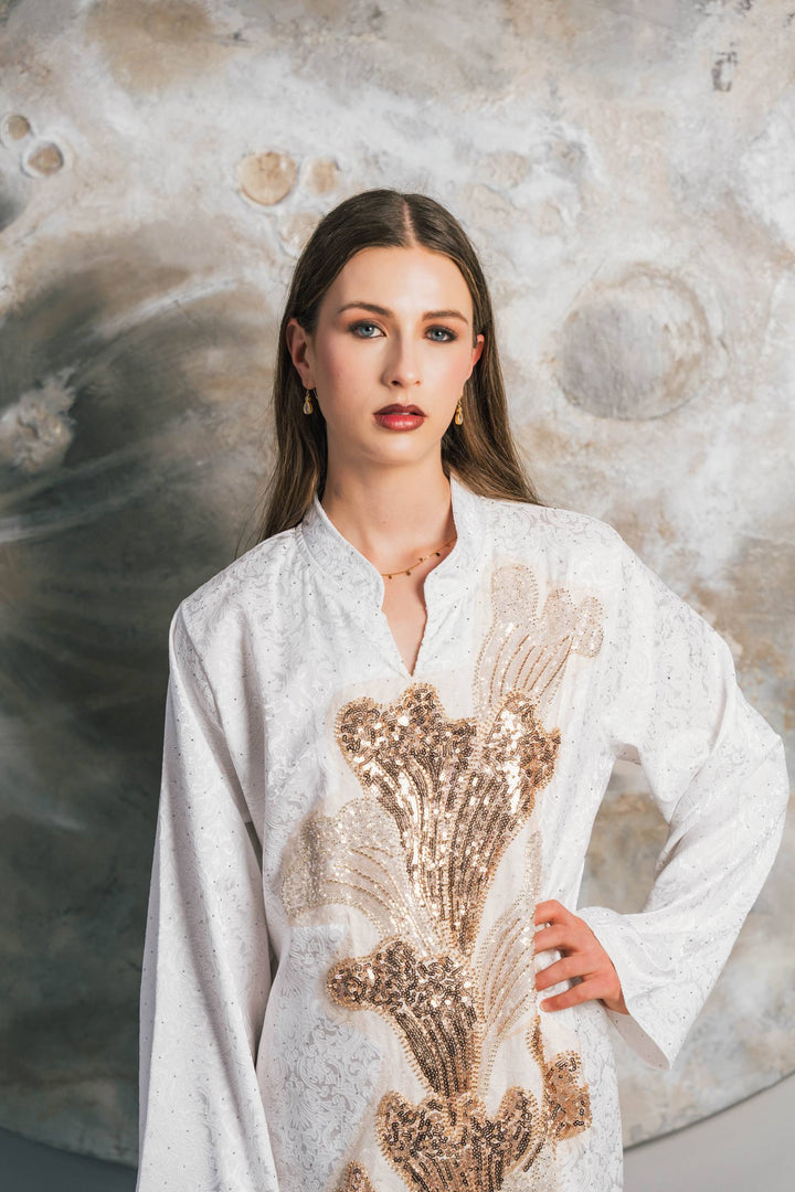 WHITE GARDEN LUXE